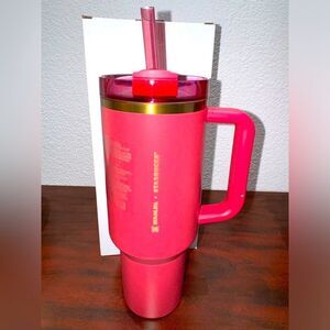 Starbucks Stanley Holiday 2024‎ Berry Pink 40 Oz. Tumbler